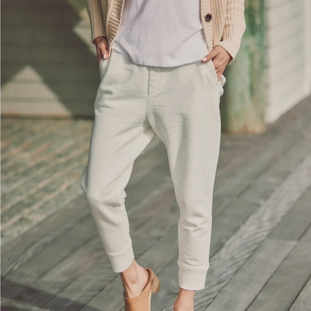 Leallo Joggers - Picture 2 of 6